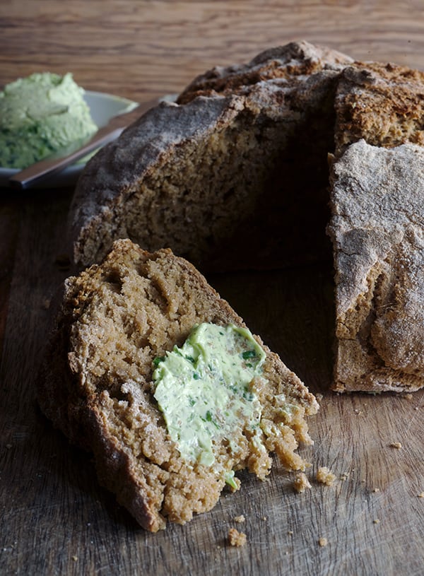 Irish-Stout-Sode-Bread_slice-and-compound-scallion-and-garlic-butter02_Yes,-more-please!