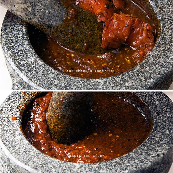 Salsa-Roja-Asada_grinding-the-tomatoes