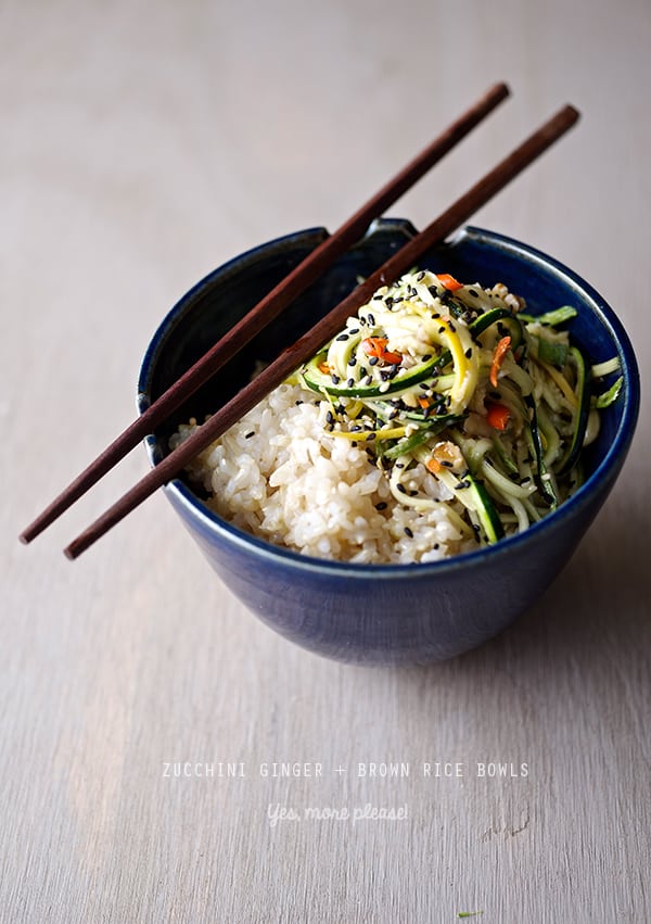 Zucchini-Ginger-Brown-Rice-bowls_ready-to-servel