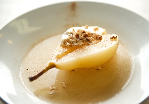 Spiced-poached-pears_and-mascarpone_plated