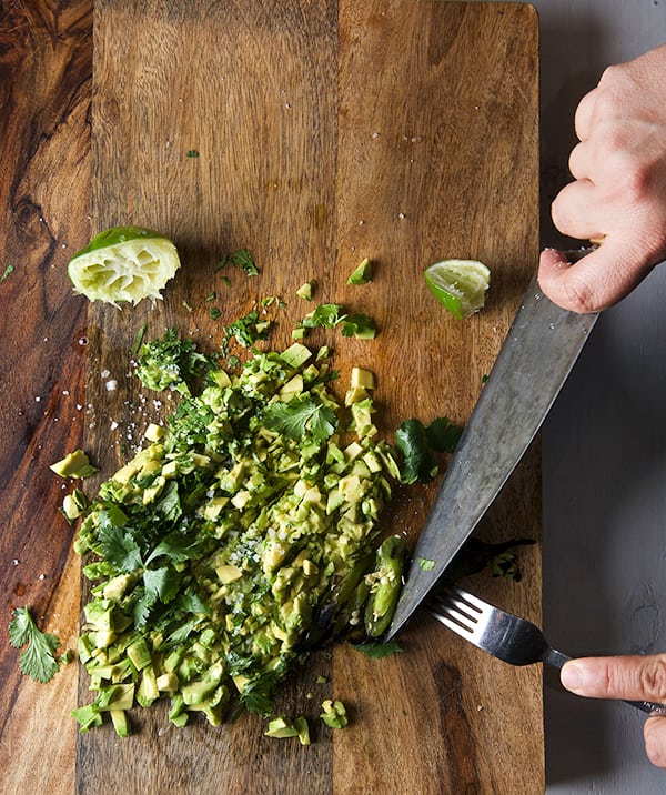 Best-guacamole-for-Cinco-de-Mayo_Yes,-more-please!