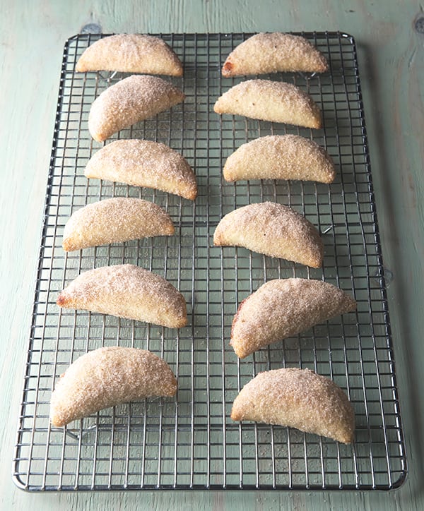 Peaches-and-Cream-Empanadas_out-of-the-oven_Yes,-more-please!