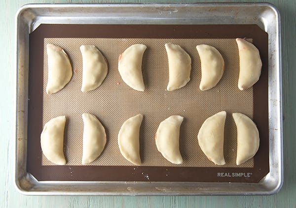 Peaches-and-Cream-Empanadas_ready-to-go-into-the-oven