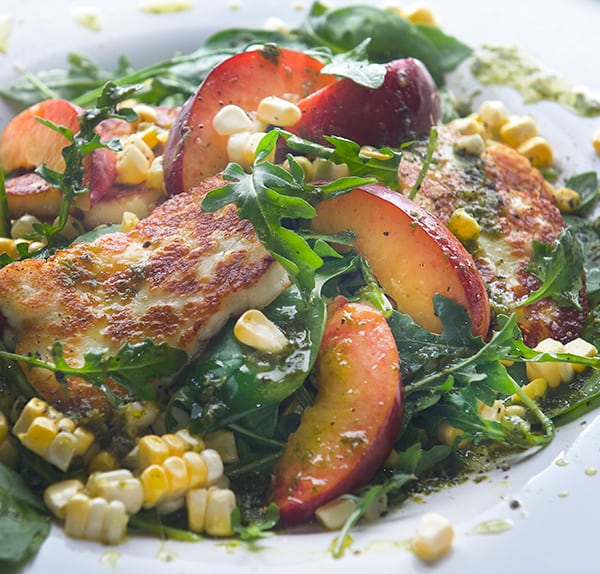 Peach-Sweet-Corn-and-Halloumi-Salad-with-Lemon-Basil-Vinaigrette_summer-on-a-plate_Yes,-more-please!