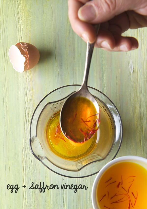 Saffron-Garlic-Aioli_saffron-vinegar-for-aioli