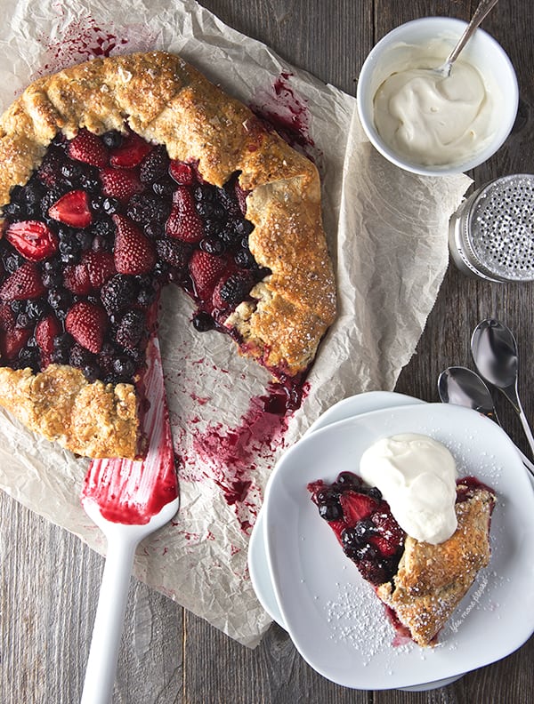 Very-Berry-Crostata_Summer-baking_Yes,-more-please!