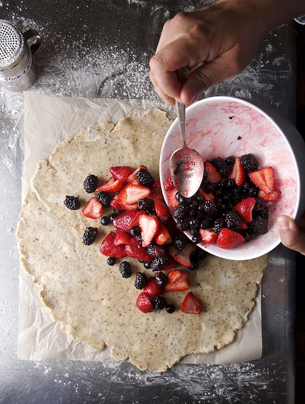 Very-Berry-Crostata_step-by-step-how-to-make-a-crostata