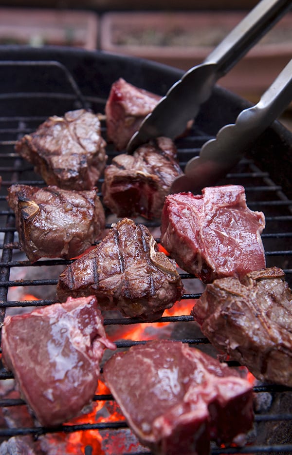 Grilled-Lamb-Chops-over-mezquite-and-charcoal
