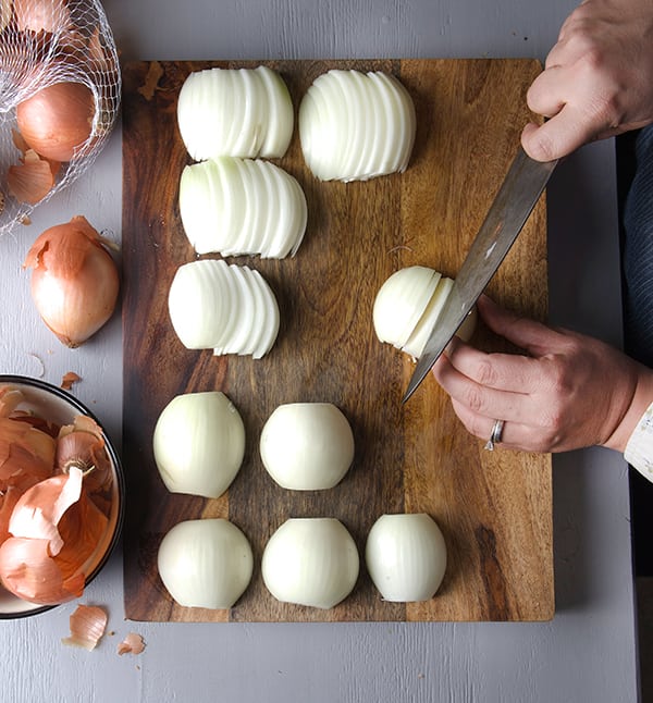 French-Onion-Bagel-Soup_How-to-cut-the-onions-for-onion-soup