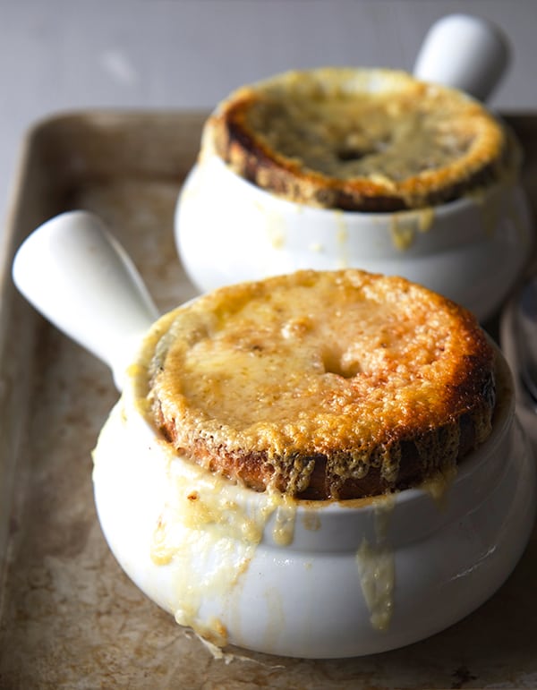 French-Onion-Bagel-Soup_Make-soup_Yes,-more-please!